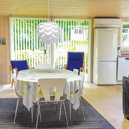 Barsbaeklund Vi * Обенро