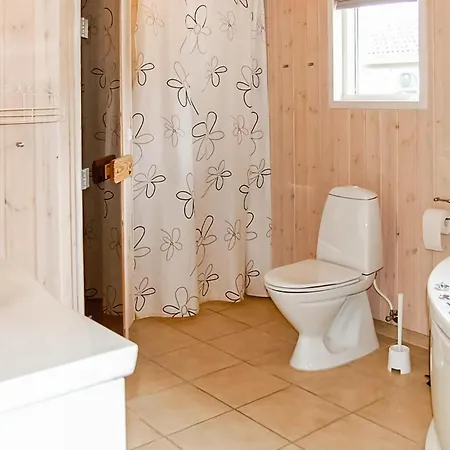 Barsbaeklund Vi Обенро